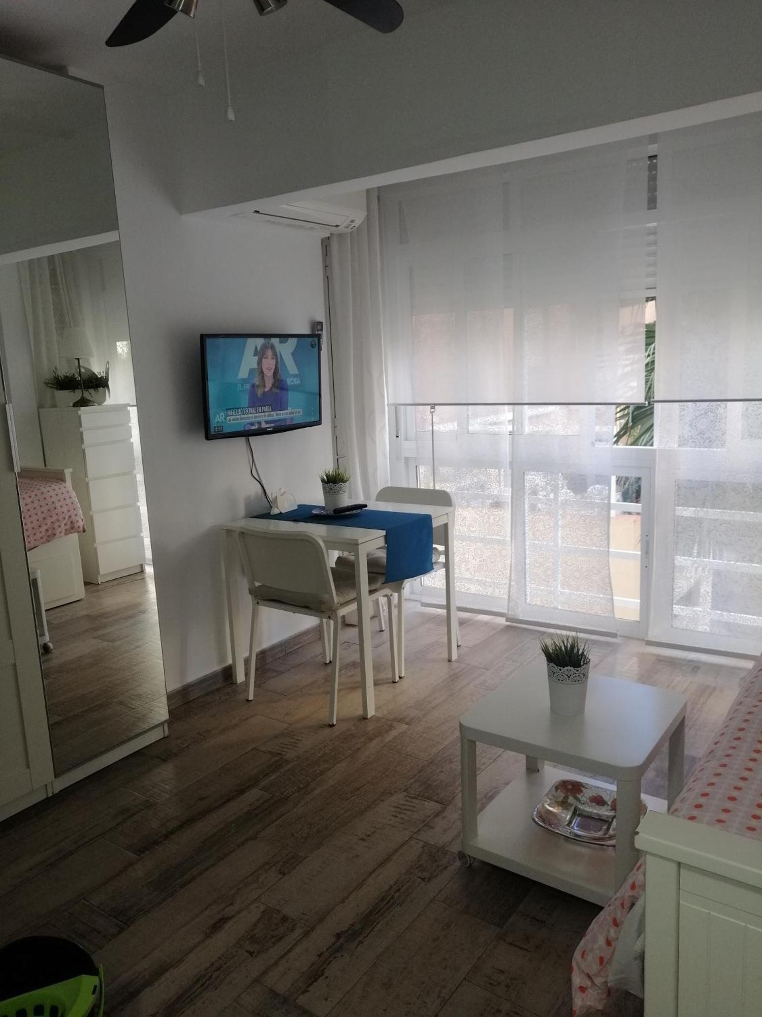 Apartamento Malagueta Playa Малага Номер фото
