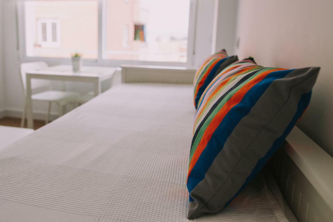 Apartamento Malagueta Playa Малага Экстерьер фото